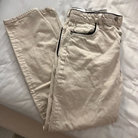 REFORMATION Cynthia Jeans - Picture 3 of 4